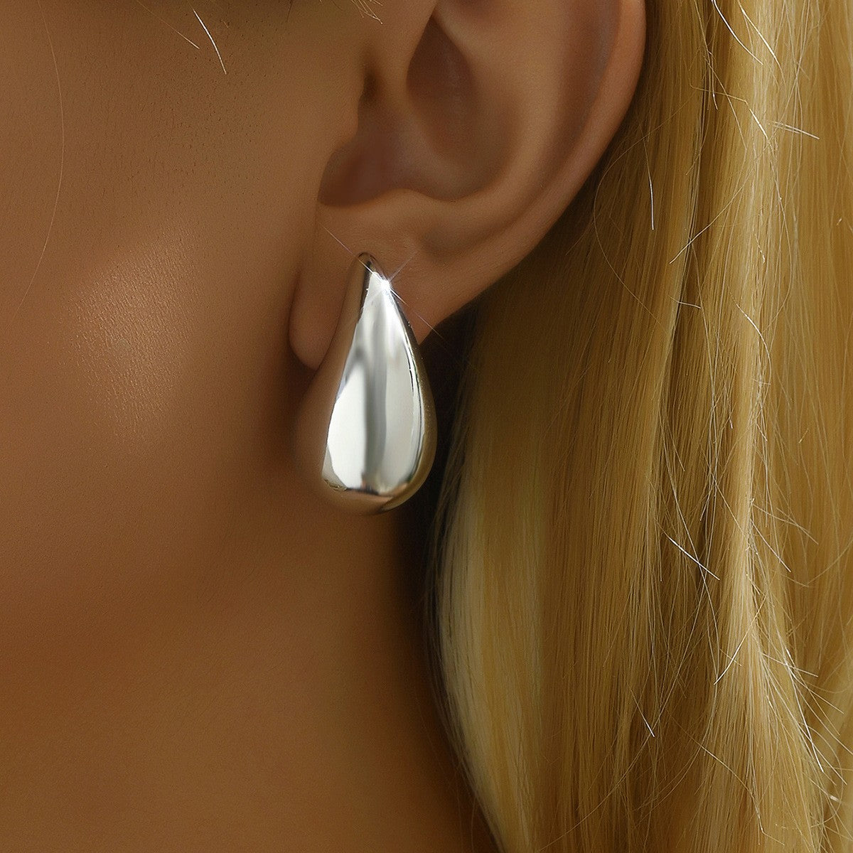 Wholesale Chubby Water Drop Acrylic Earrings